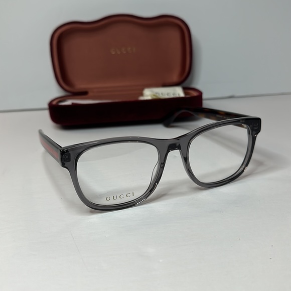 Gucci's GG0004ON soft lines across frames front.Iconic web effect optyl temples - Picture 5 of 14